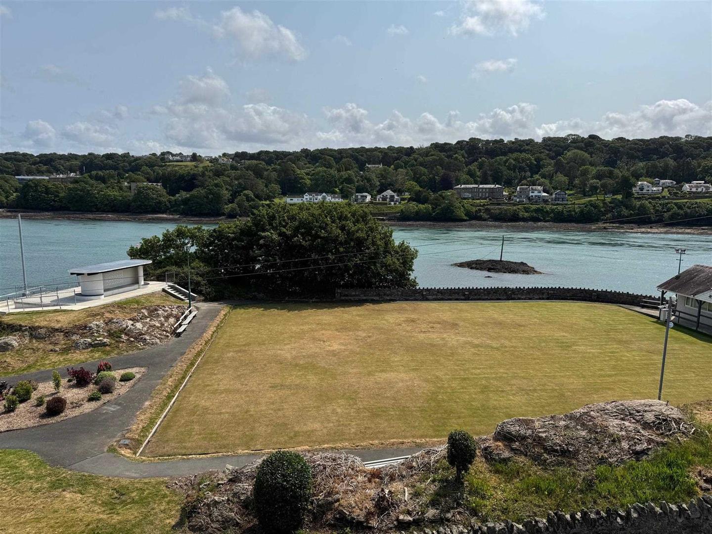 Beach Road, Menai Bridge